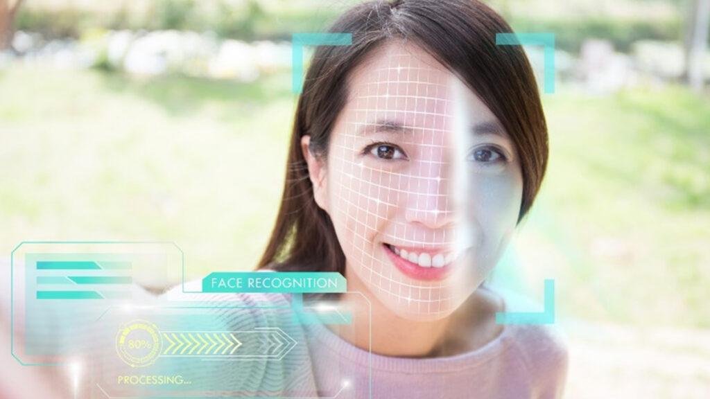 Digital Photo Card App Identifying Face